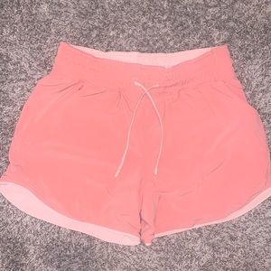 Lululemon choose a side short 4”